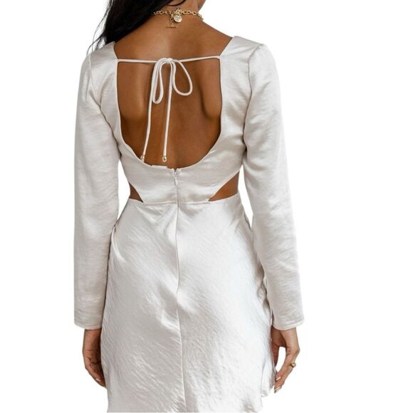 Selfie Leslie Shaken Not Stirred Chsmpagne Cut Out Mini Dress XL - Picture 4 of 12